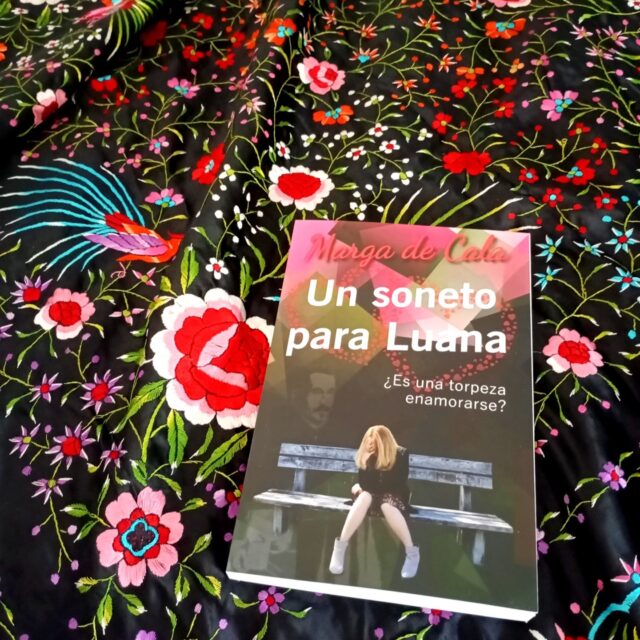 La nueva edición de "UN SONETO PARA LUANA" ya puede reservarse en la web "escritopormarga.es" 😍. Por cierto, ¡¡FELIZ FERIA DE ABRIL!! Servidora, después de 8 años sin pisarla, se dará un paseíto breve (que no está el pie para mucho baile)... 😮🥰😋
.
https://escritopormarga.es/tienda/un-soneto-para-luana/
.
#UnsonetoparaLuana #novela #comediaromántica #romance #ficción #Luana #nuevaedición #FelizFeria #feriadeabril2026 #Sevilla #escritopormarga