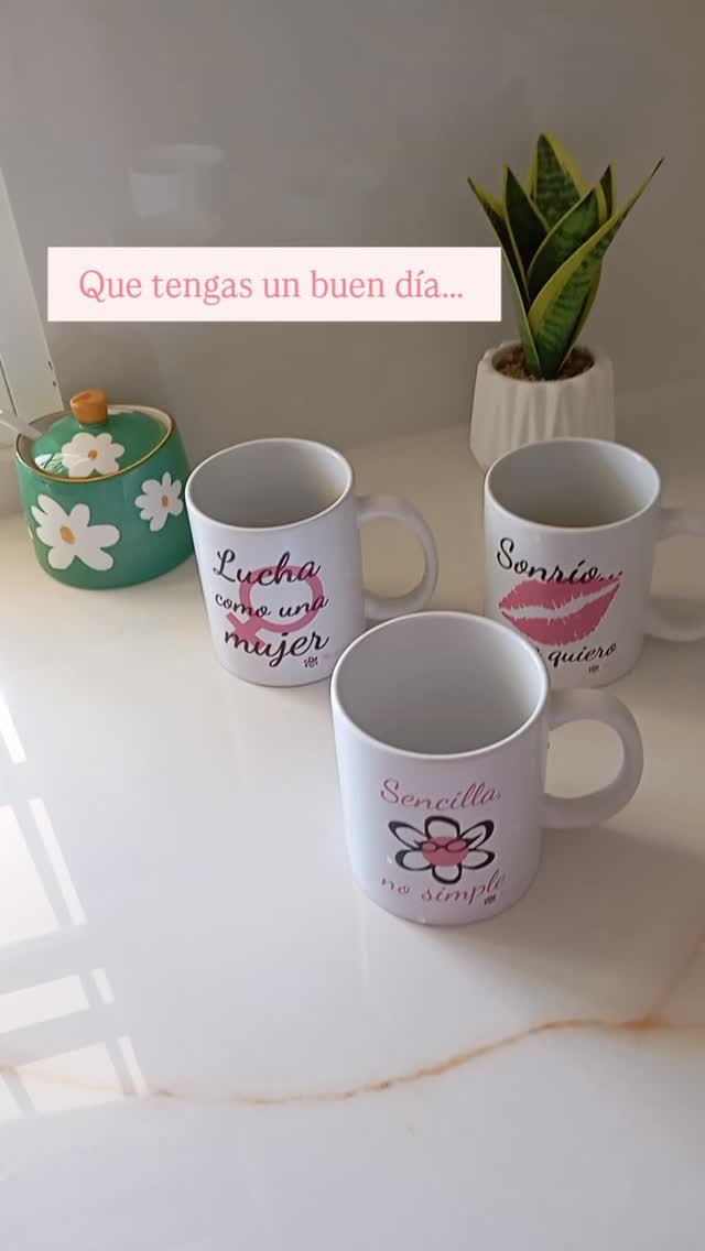 ¿Un cafelito en una taza original? ¡Venga! 😉👍🩷 #escritopormarga #tazas #asertividad #emociones #deseos