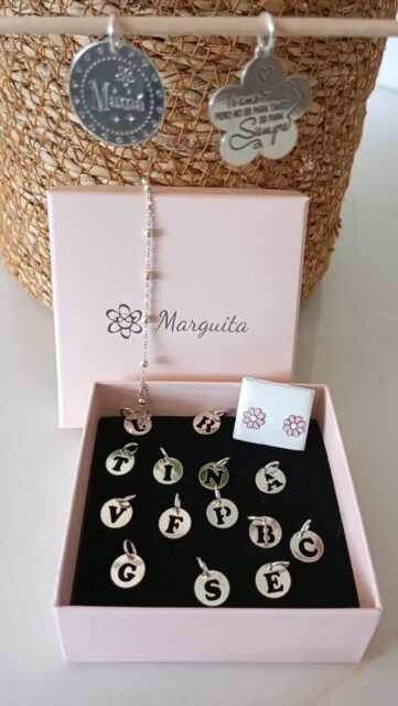 Joyitas en plata de ley, marca Marguita 🩷🌸. Tienda en bio 😉🌼#escritopormarga #joyas #plata #hechoenespaña🇪🇸